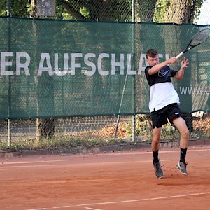 Donnerstag 4 Donnerstag 4